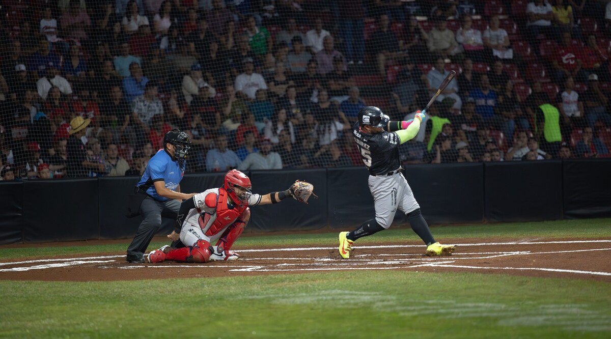 Sultanes caen ante Caliente de Durango en el Juego 2 de la Serie de Zona (Cortesía)