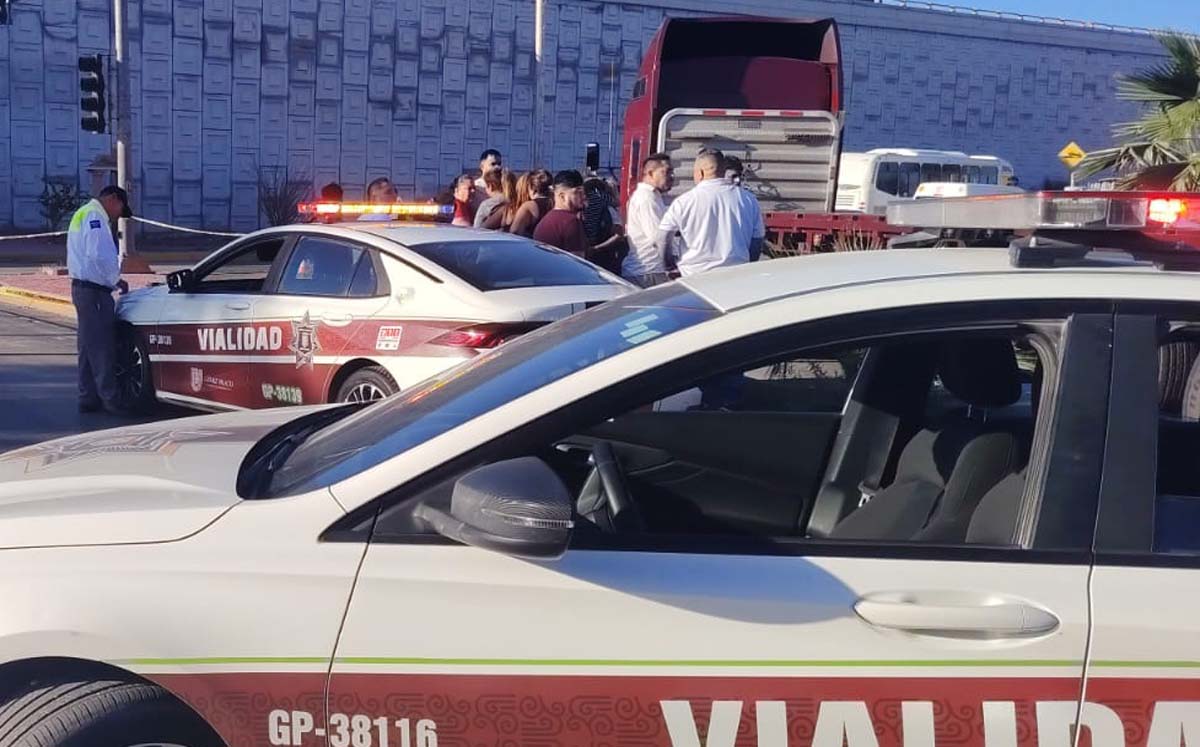 Ciclista muere arrollado en Gómez Palacio. | Foto: Cortesía Vialidad de Gómez Palacio