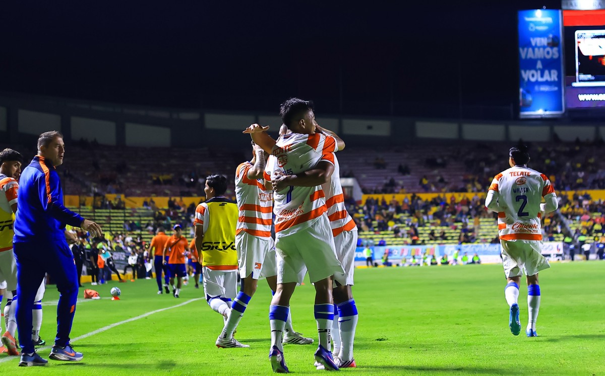 Correcaminos conquista Morelia con goleada y sube a la cima. | Redes sociales