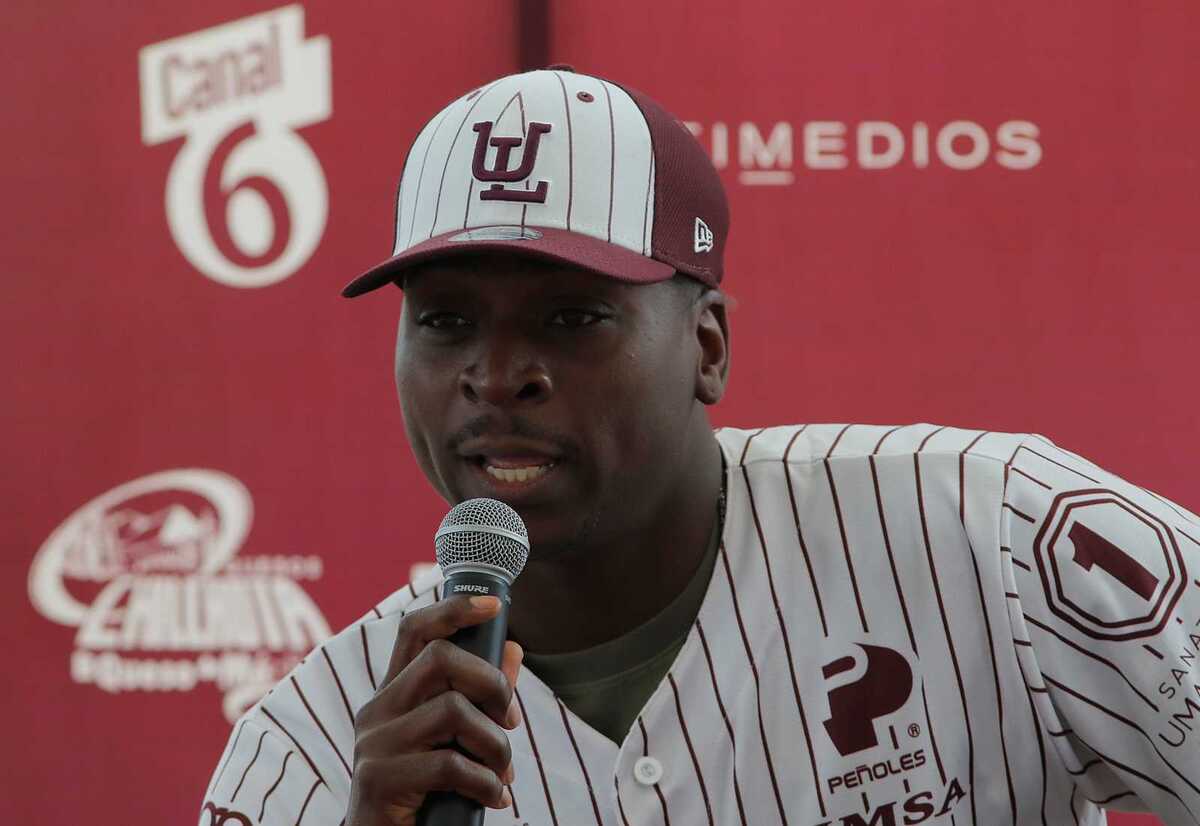 Gregorius se despide de Algodoneros y de la afición lagunera.| Manuel Guadarrama.