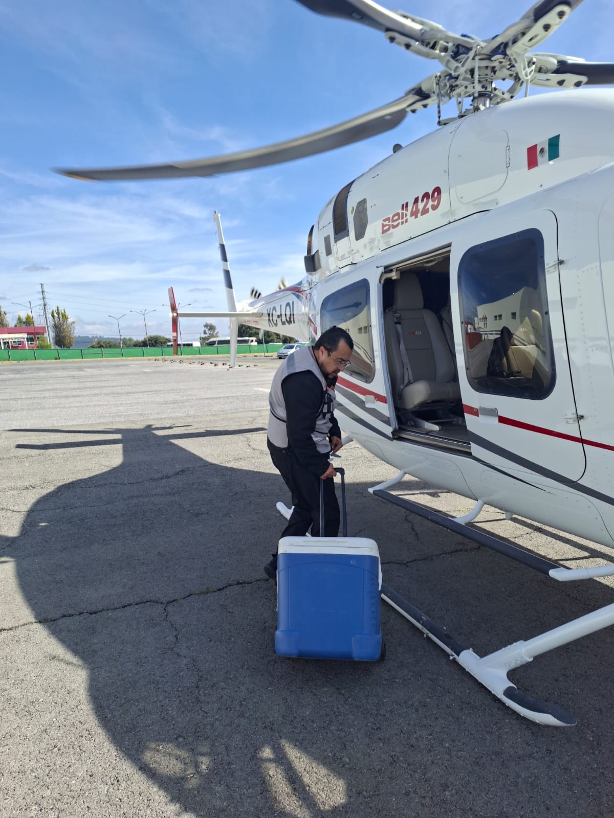 Un hígado y dos riñones procurados en Hidalgo fueron trasladados por vía aérea al Instituto Nacional de Pediatría. (Cortesía SSH)
