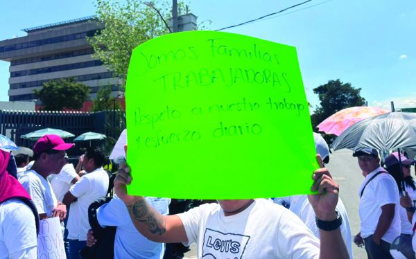 Los manifestantes pertenecen a la Alianza Nacional de Maquineros. ABADIEL MARTÍNEZ
