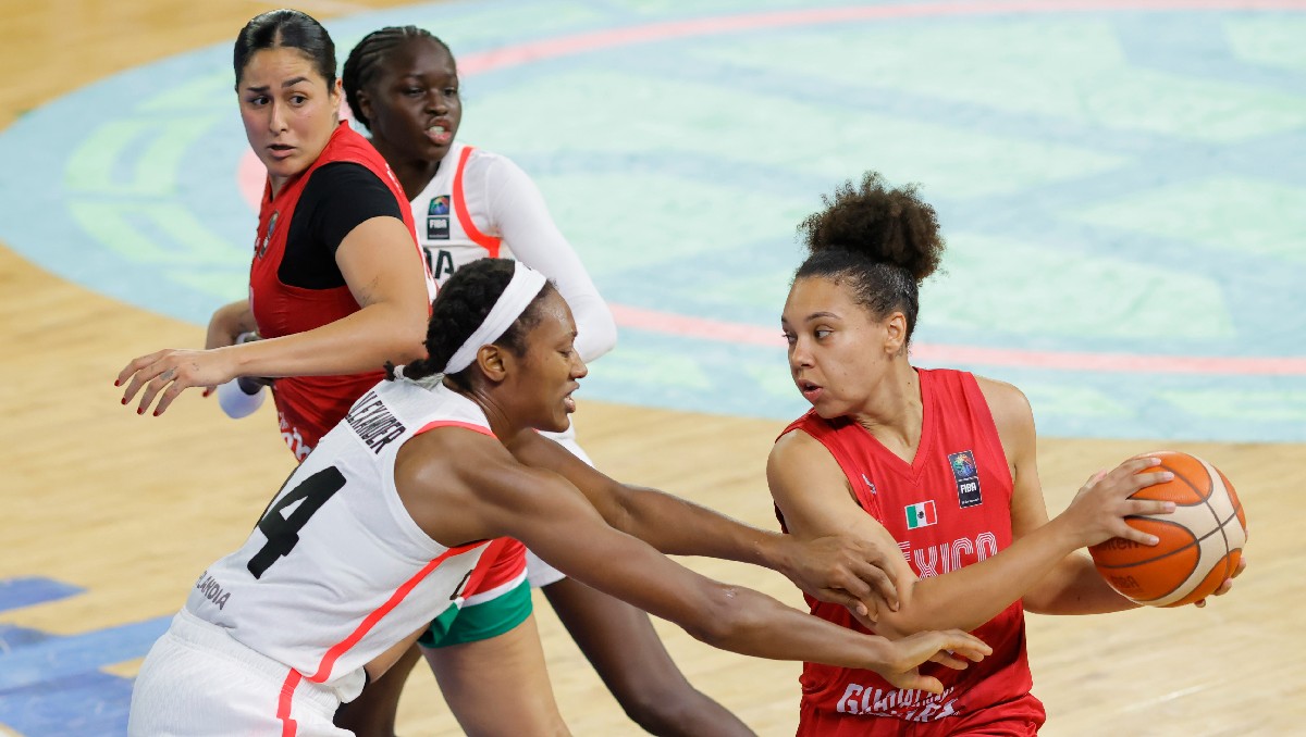 México cae ante Canadá, pero asegura su lugar en semifinales del Preolímpico de basquetbol femenil (EFE)