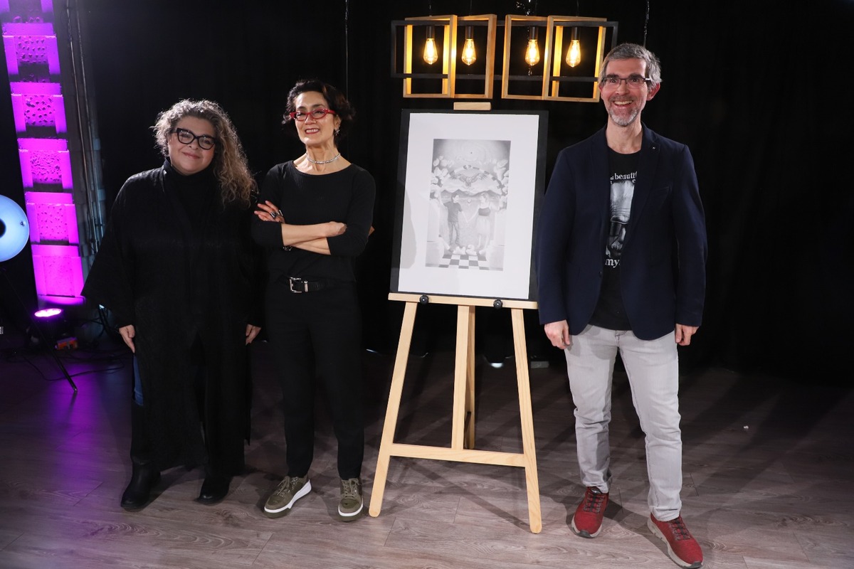 Mónica Vélez, Avelina Lésper y Fernando Nanosfera en "El Arte de la Canción: Segunda Temporada"