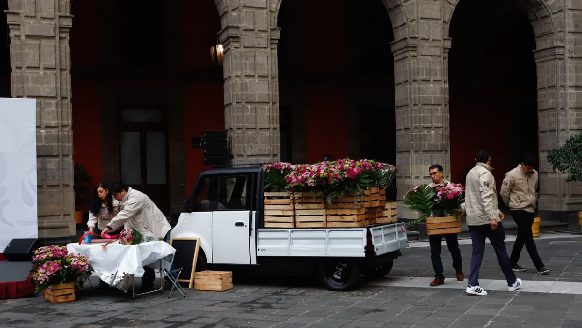 El prototipo de Olinia Carga llega a Palacio Nacional. | Foto: Ariana Pérez