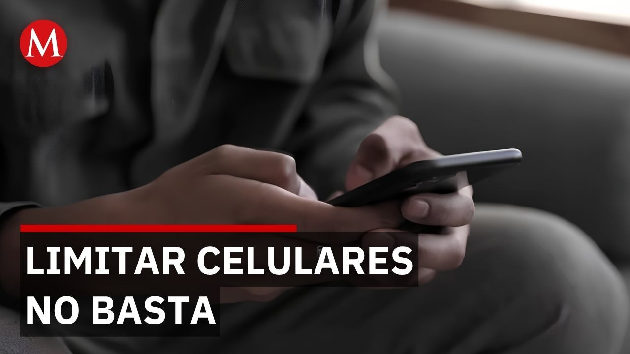 Regulan celulares en escuelas pero el verdadero daño ocurre fuera del aula