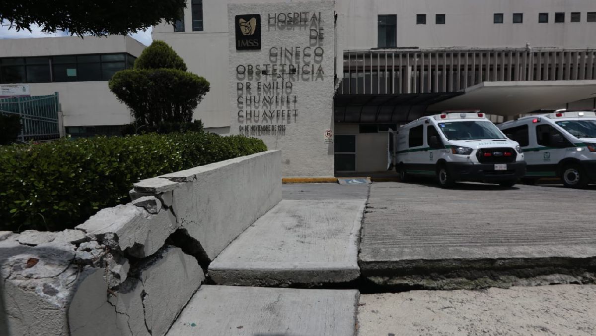 La zona del Hospital de Gineco-Obstetricia del IMSS en Toluca presenta afectaciones por los hundimientos. | Foto: Tania Contreras