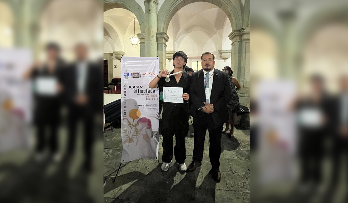Ángel Yahir Marín en la competencia de 2025 obtuvo el segundo lugar, lo acompañó Juan Herrera. (Foto proporcionada por Juan Herrera)