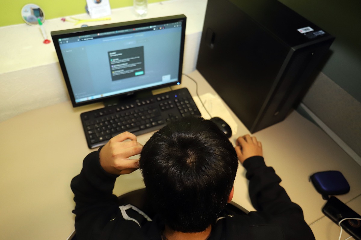 La IA ya no es una tecnología que los jóvenes están aprendiendo a utilizar. (Foto: Rolando Riestra)