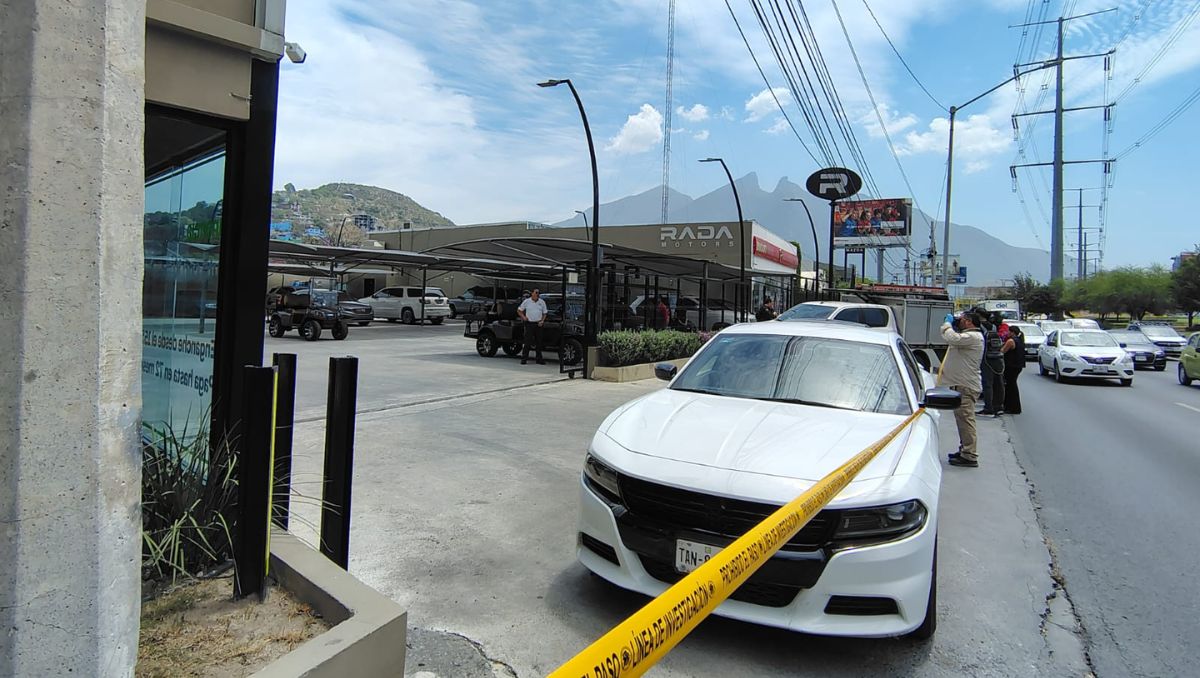 El operativo se realizó en ubicado en el local de Rada Motors, en avenida Lázaro Cárdenas. Agustín Martínez