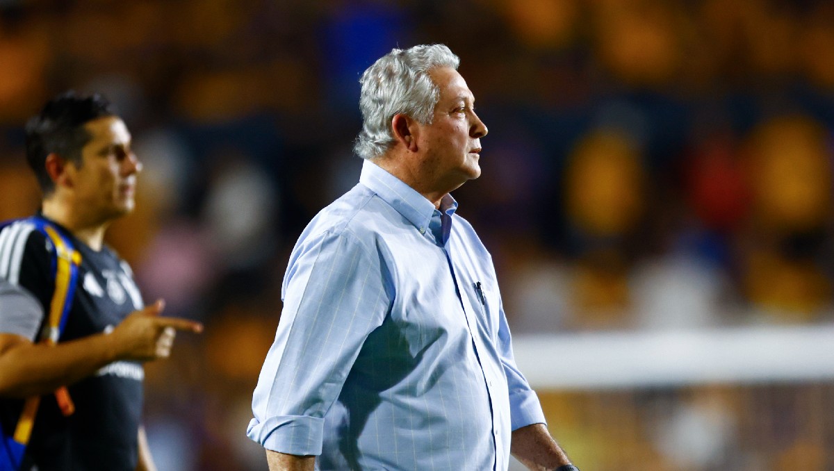 Víctor Manuel Vucetich, entrenador interino de Tigres (Imago7)