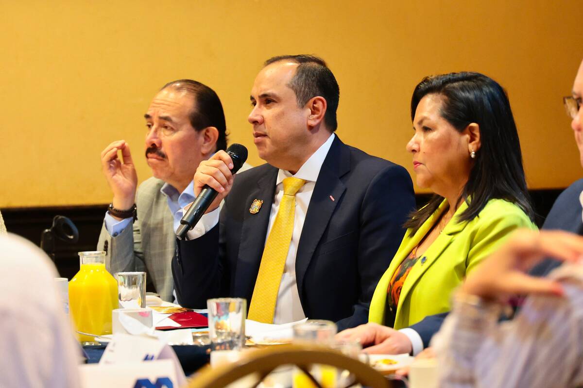 Carlos Irán Ramírez González presentó ante representantes empresariales de Matamoros el nuevo paquete de beneficios fiscales de Tamaulipas.