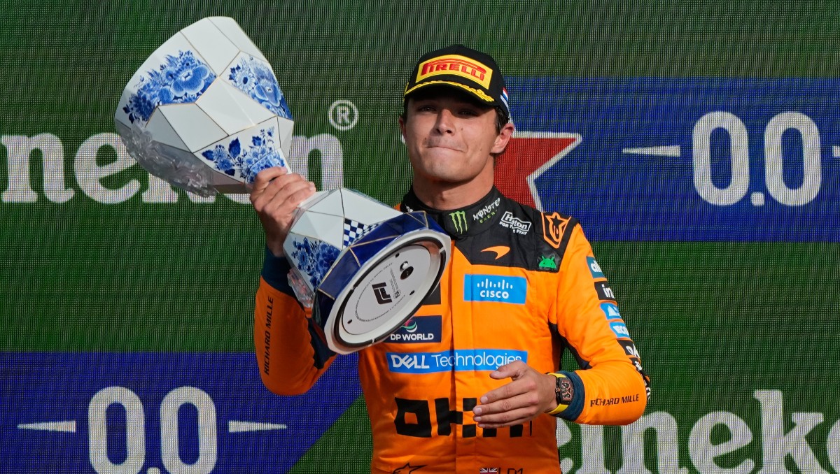 Lando Norris se aferra a defender su campeonato mundial al imponerse en el Gran Premio de Países Bajos (AP)