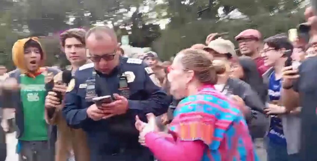 La policía de la CdMx descartó problemas durante este evento de farmear aura.