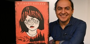 Su novela ‘La llamaron monstruo’ aborda temas como la deshumanización y el linchamiento público