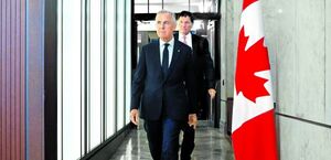 El primer ministro Mark Carney previo a su mensaje. AP