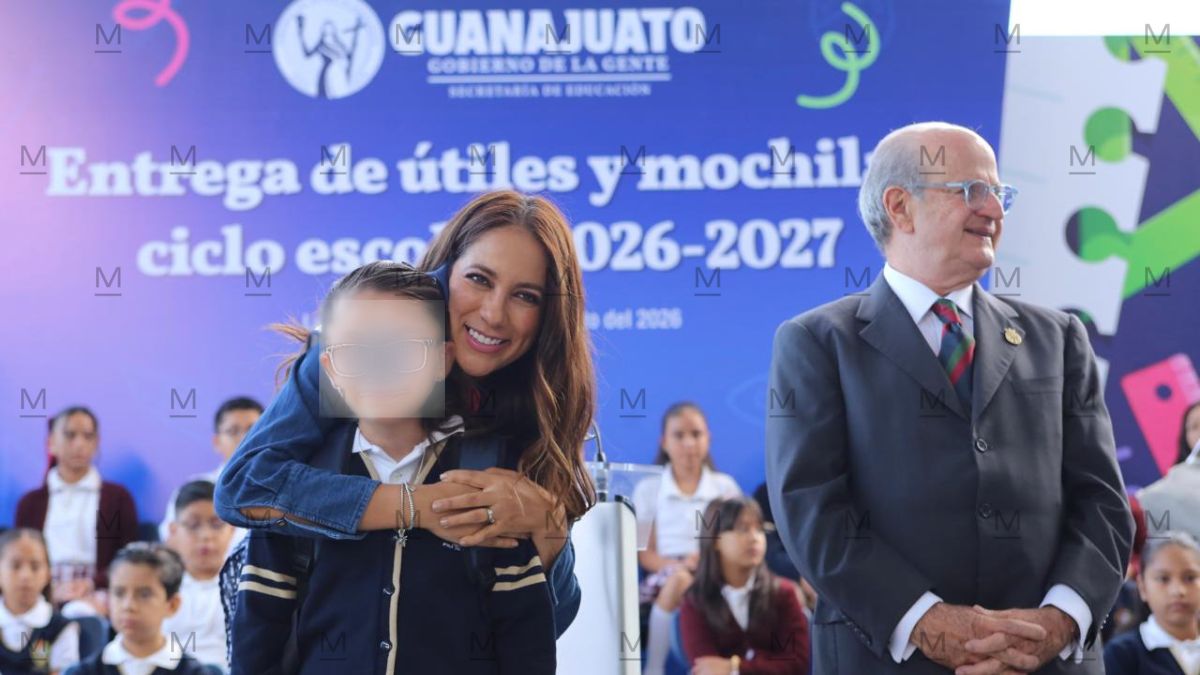 En el plantel Petra Ríos Longoria se realizó un evento donde fueron entregados 709 paquetes de útiles escolares. | Dany Béjar