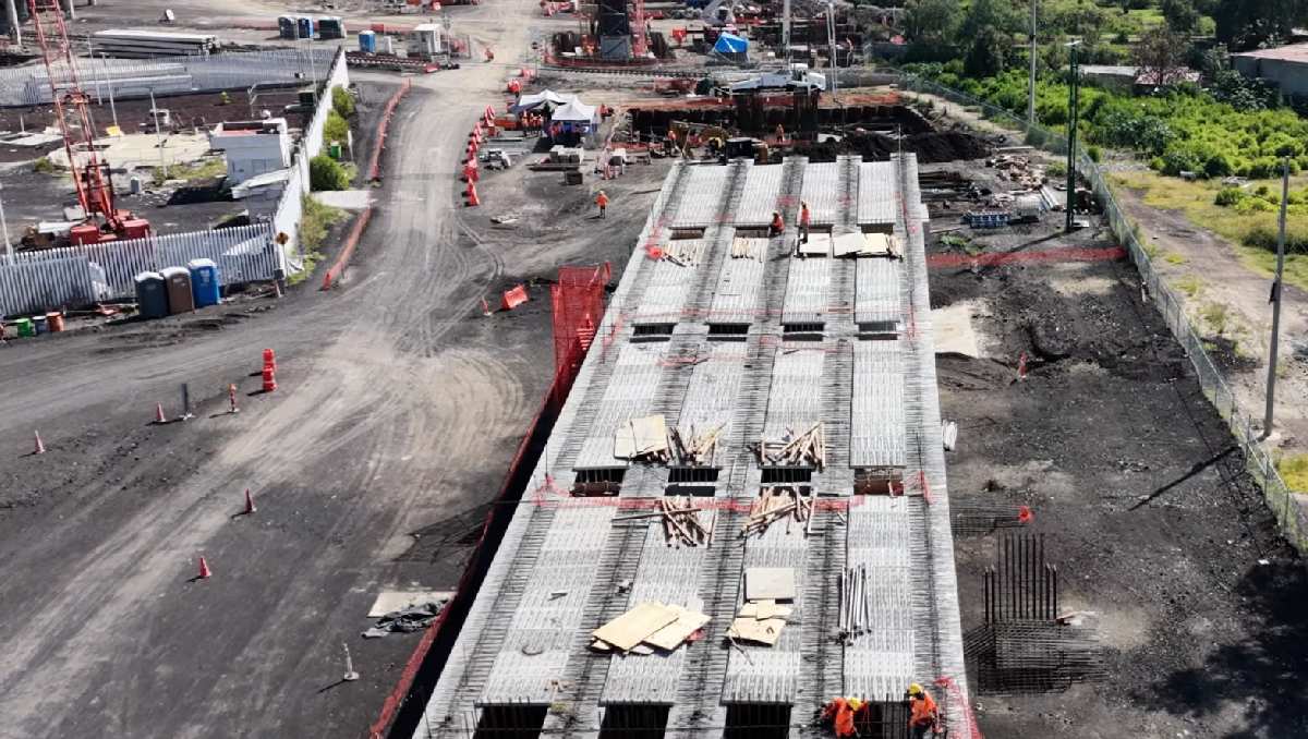 Los puente de Periférico Oriente son parte de la obras para mejorar dicha región de Edomex. | Foto: Especial