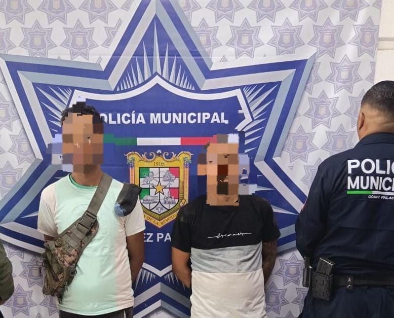 Marck Erick y Jesús Eduardo, se 36 y 25 años, fueron detenidos. | Foto: Cortesía Policía Municipal
