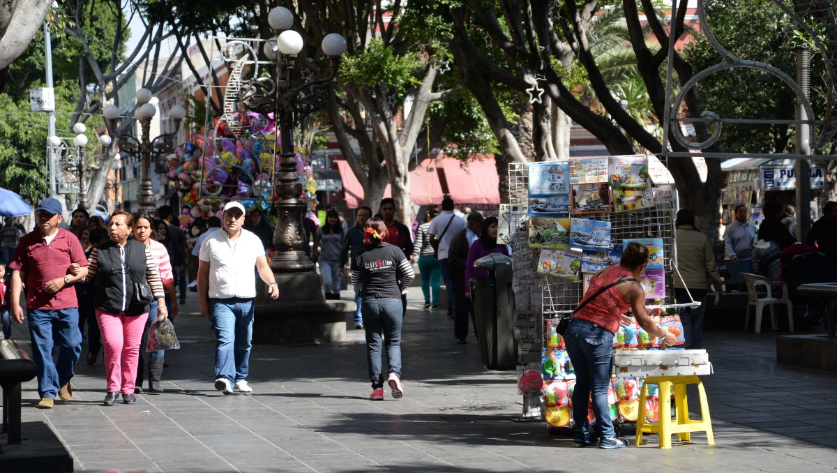 Puebla suma 2.2 millones de trabajadores en informalidad durante 2026 | EsImagen