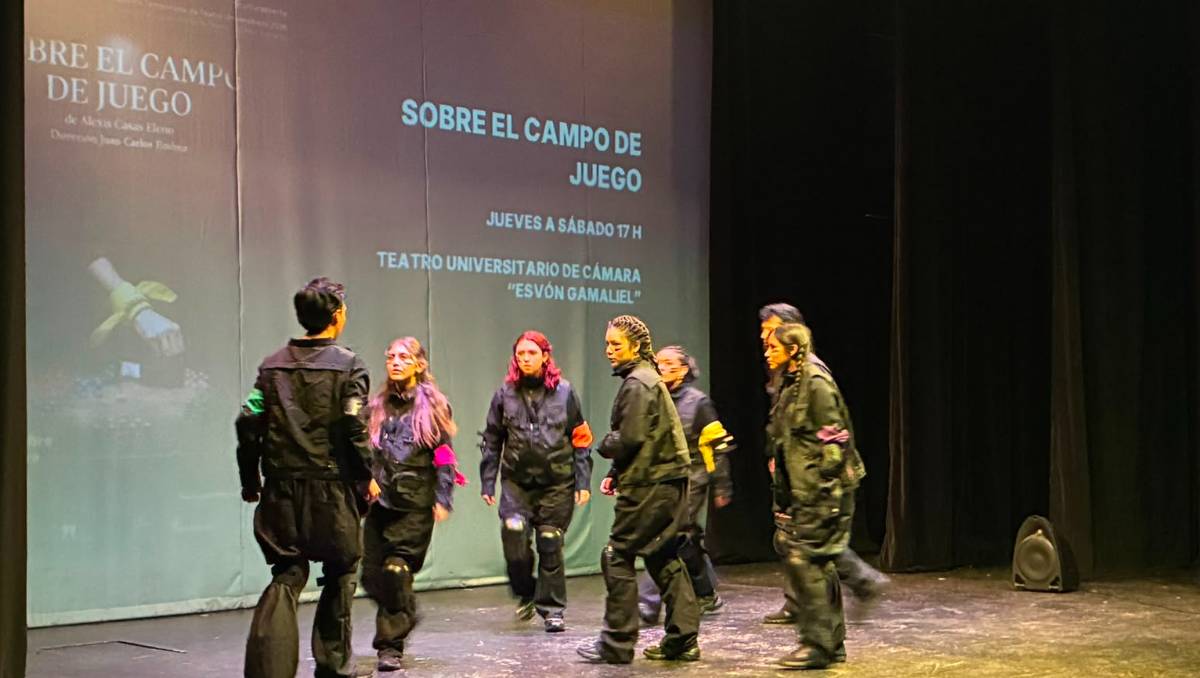 “Sobre el campo de juego” reunirá por primera vez a estudiantes de tres espacios universitarios en una puesta en escena. | Foto: Bernardo Jasso