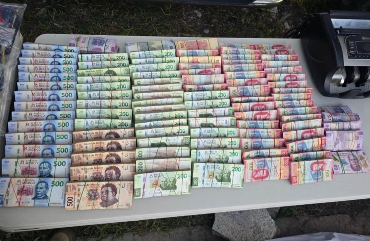 En Durango, aseguran drogas, armas y dinero durante operativo. | Foto: cortesía de la FGR.