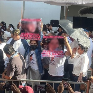 Familia de Danna Yanina lleva su protesta hasta Sheinbaum para pedir su libertad. | Foto: Yazmín Sánchez