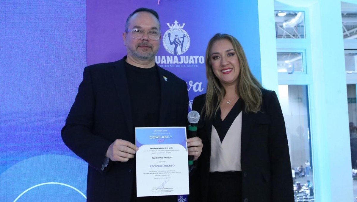Guillermo Franco destaca avances en IA para transformar contenidos | Daniela Béjar