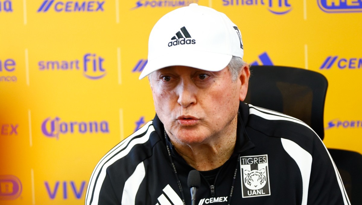 Vucetich contempla hacer dos cambios en la alineación contra Santos en la Jornada 6 (Imago7)