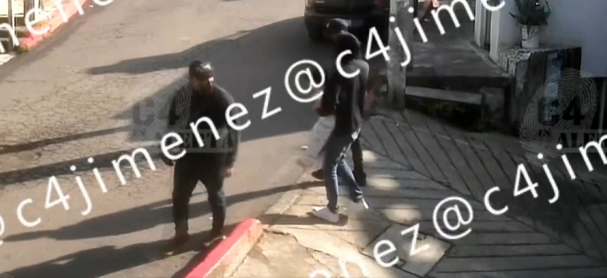 La Fiscalía del Edomex busca a un hombre que irrumpió con sujetos armados para sustraer a su hijo en Huixquilucan; el menor ya fue recuperado.