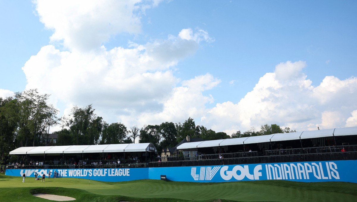 LIV Golf comienza su reestructuración con despidos masivos y búsqueda de inversionistas (Reuters)