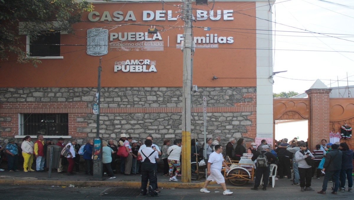 Armenta anuncia apertura de la tercera Casa del Abue en Puebla | Esimagen (Archivo)