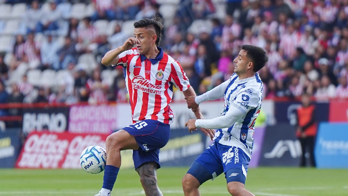 Chivas y Pachuca empatan en partido de la Jornada 6 de la Liga MX (Imago7)