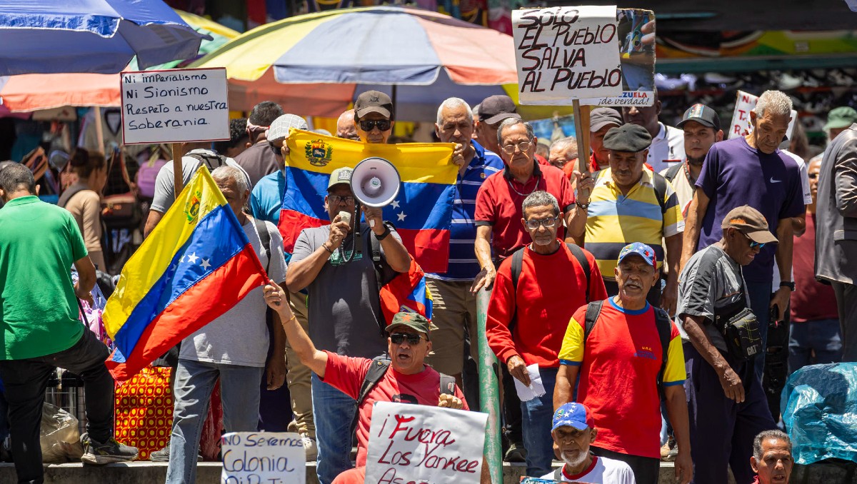 "Nuestro enemigo verdadero es el imperialismo yankee y el sionismo", declaró un manifestante | Foto: EFE