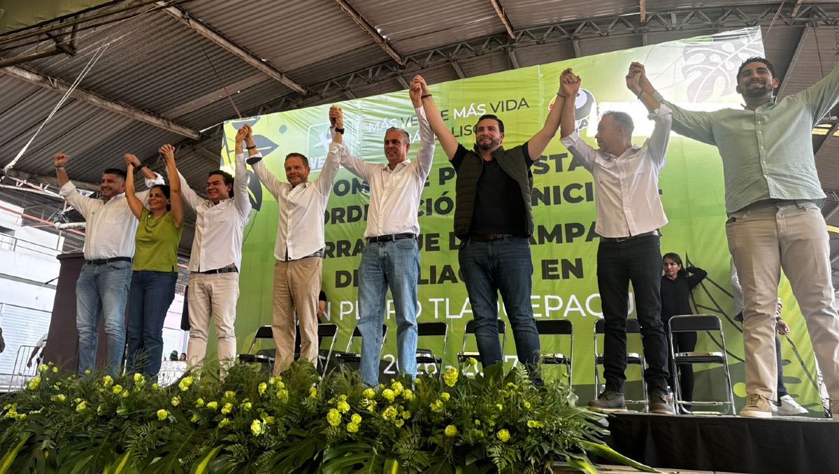 En el evento estuvo presente el alcalde de Puerto Vallarta, Luis Ernesto Munguía (Usi Toledo)