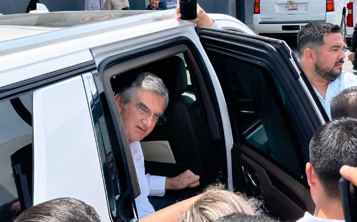 El mandatario estatal en su visita a Tampico señaló que se debe actuar con firmeza en las acciones contra la corrupción y los grupos delincuenciales.|