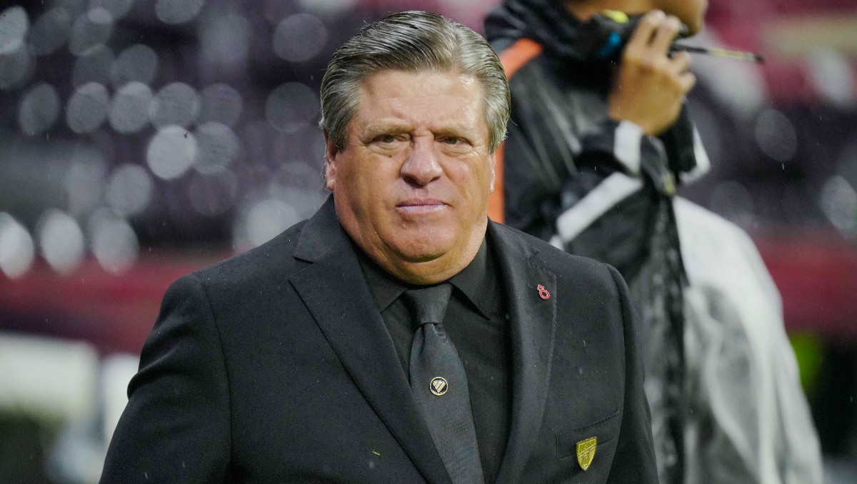 Miguel Herrera lanza duro comentario sobre el arbitraje del Atlante-León (Imago7)