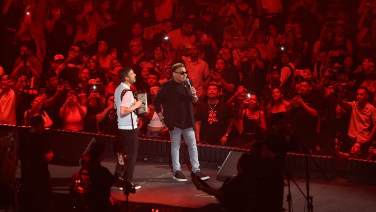 Los Tres Amigos hacen retumbar la Arena Monterrey con vallenato | Especial