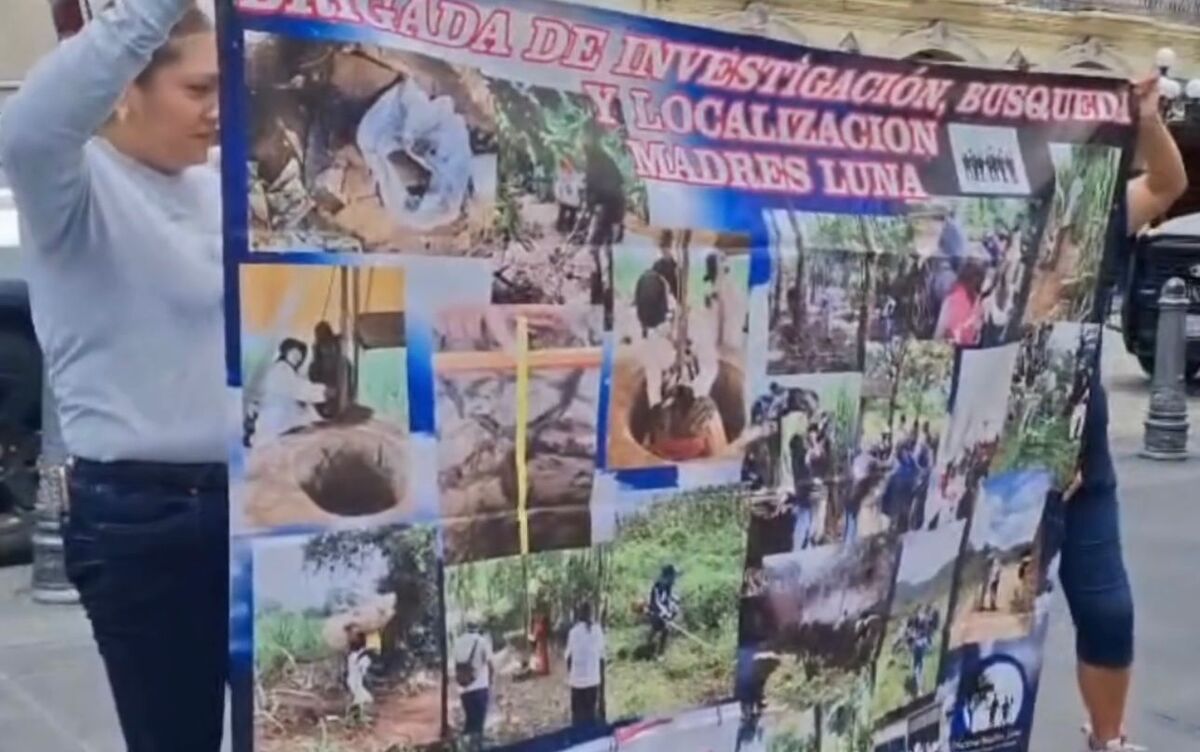 El colectivo Madres Luna de Córdoba instaló un módulo en el Parque 21 de Mayo. | Foto: Isabel Zamudio