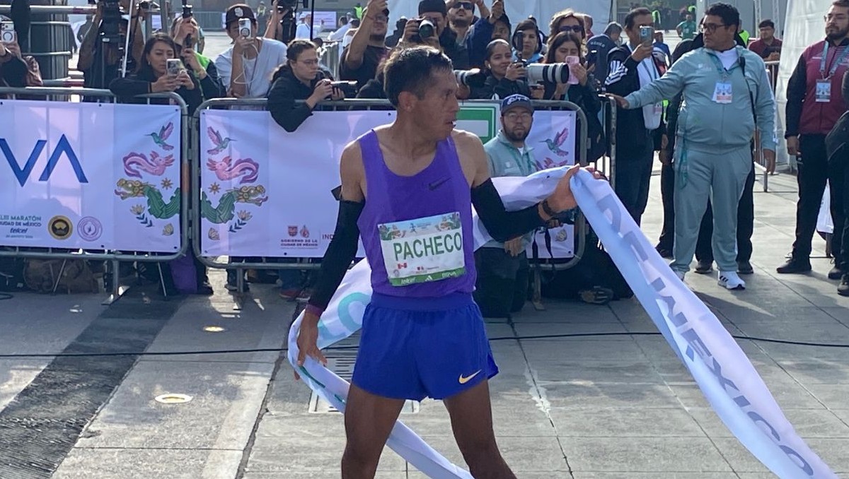 Cristhian Pacheco, el ganador del Maratón 2026 que entrena sobre el nivel del mar (Edgar Malagón)