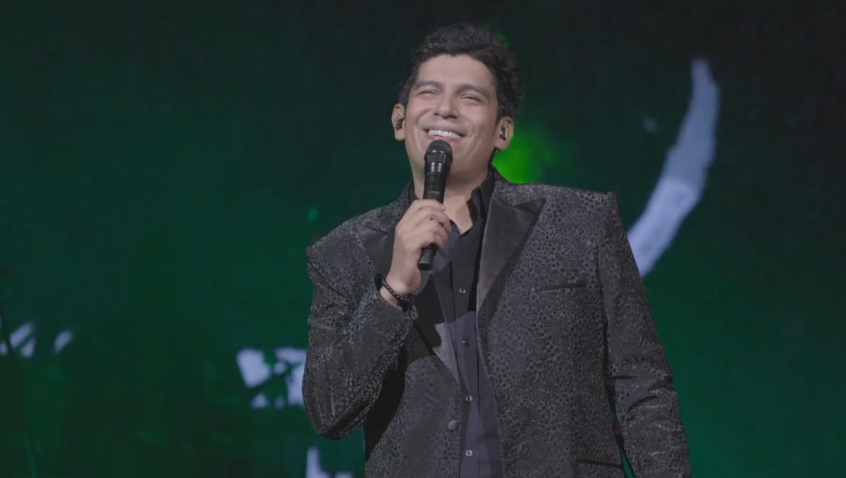 Elías Medina se entregó al público tapatío en el Teatro Diana (Cortesía)