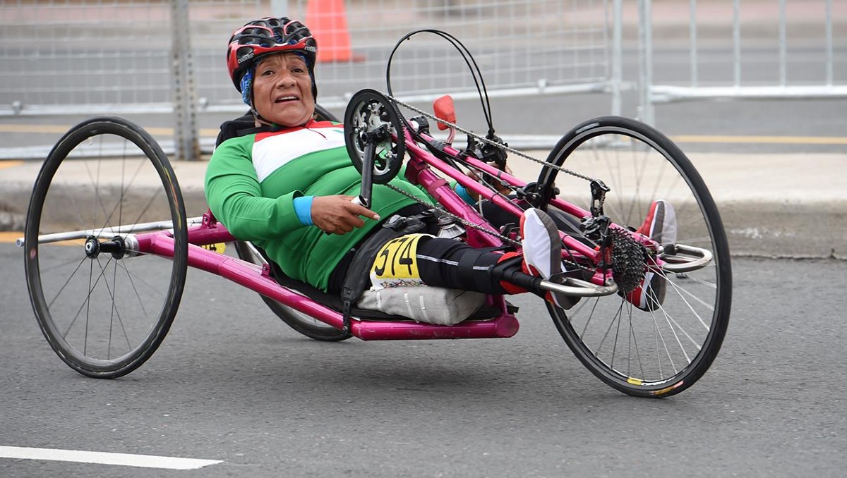 María Luisa Morales terminó en el tercer lugar en silla de ruedas del Maratón de la Ciudad de México 2026 (X: @conadeoficial)