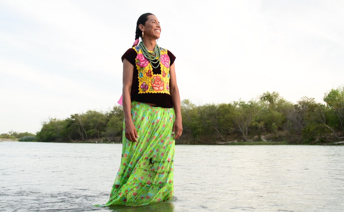 Su obra No soy persona. Soy mariposa es un monólogo inspirado en su experiencia migratoria. (Especial)