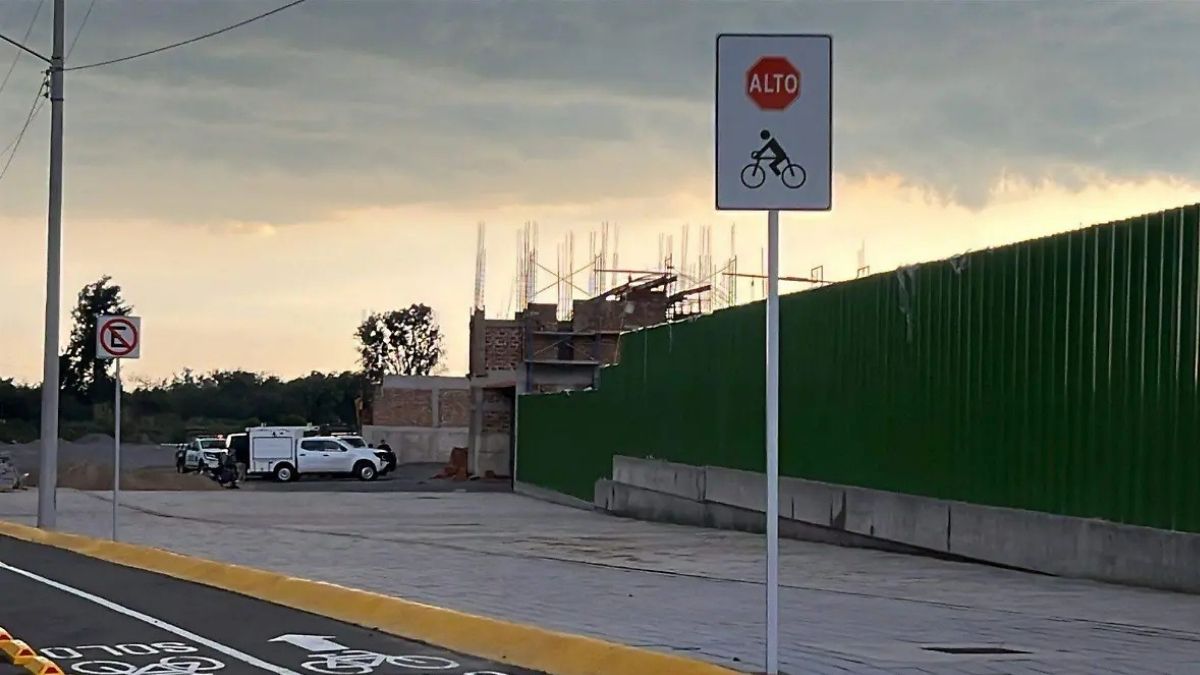 Al sitio acudieron elementos de la Policía Municipal de León y socorristas de los cuerpos de emergencia. | Redes Sociales