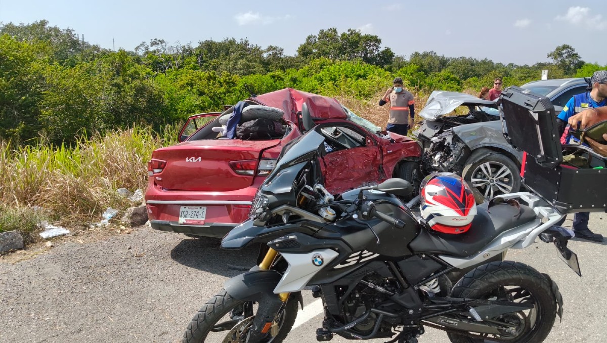 Tragedia en carretera Tampico-Tuxpan: choque frontal deja dos muertos. (Cortesía)