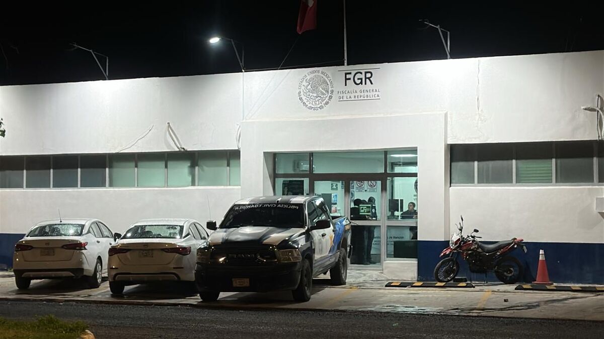 Aseguran más de 50 mil litros de hidrocarburo en ejido El Mimbre.| Foto: Iván Sanchez