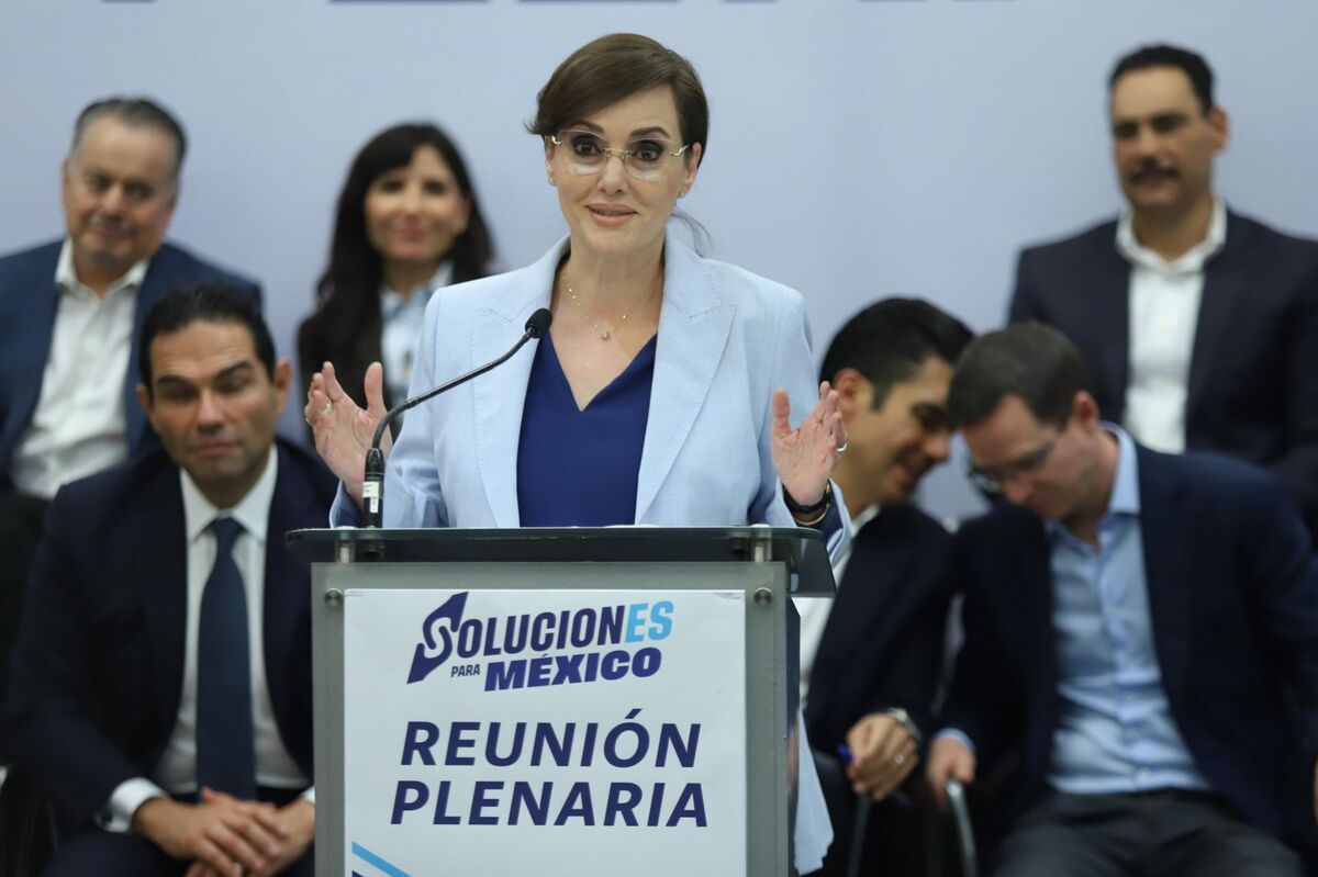 Lilly Téllez aseguró que utilizará un megáfono en el Senado si la mayoría de Morena intenta silenciar sus discursos. | Foto: Cuartoscuro