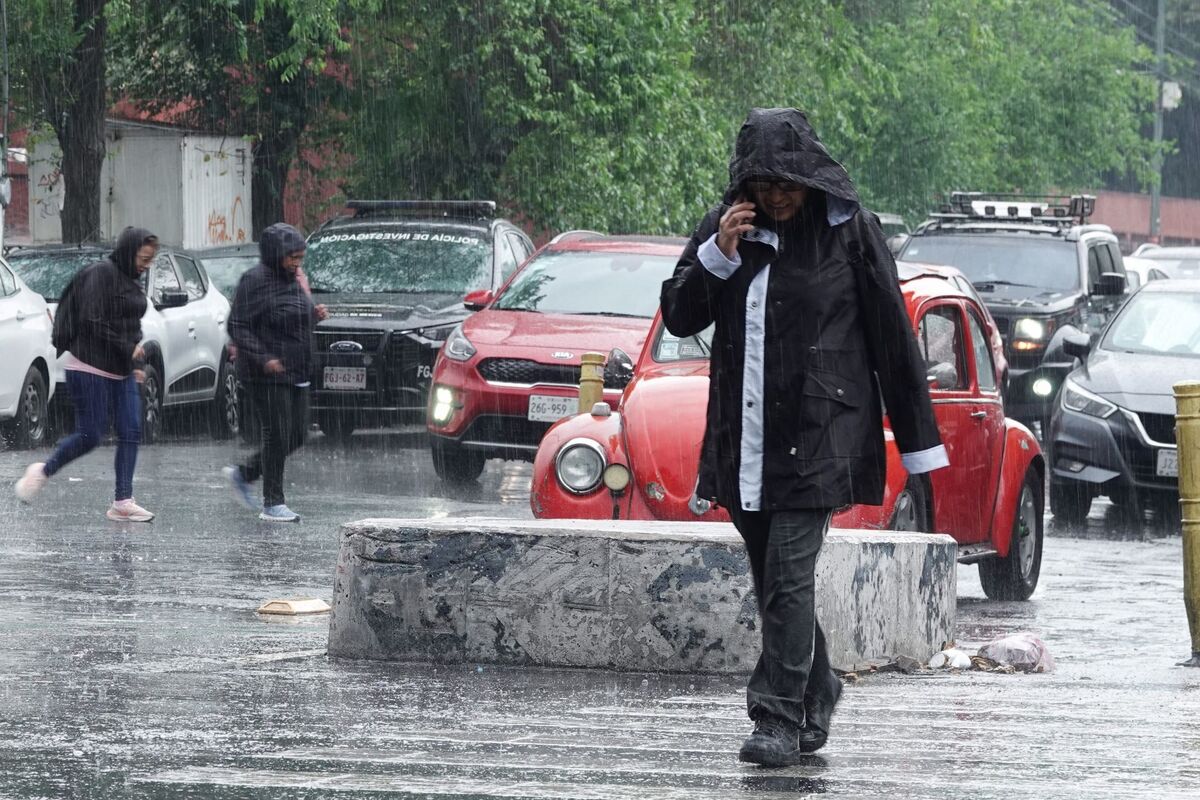 Lluvias puntuales descargas eléctricas y posible caída de granizo.| Cuartoscuro