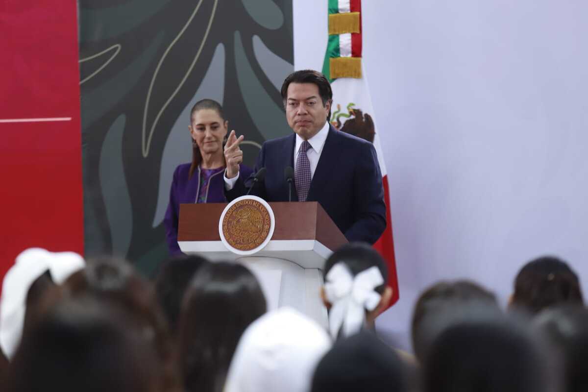 Mario Delgado informa sobre consulta sobre dispositivos móviles en escuelas | Juan Carlos Bautista