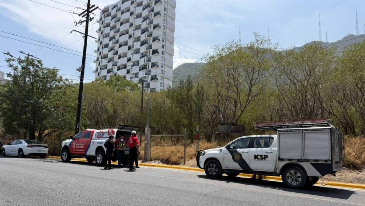 Peritos acordonaron la zona para determinar la identidad de la víctima | Fernanda Pérez